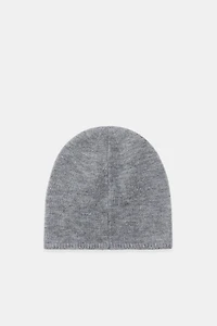 BEANIE HAT WITH EMBROIDERED FLOWERS AND BEADS