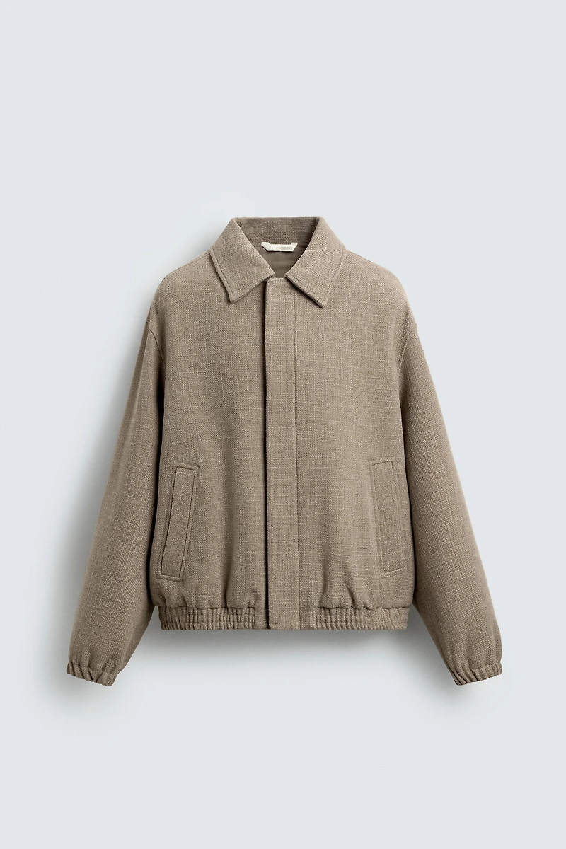 REGULAR FIT TEXTURED JACKET
