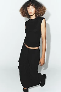 PLEATED MIDI SKIRT