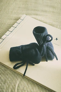 CASHMERE BABY BOOTIES