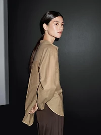 Long shirt with stand collar