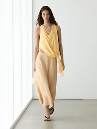 Flowing flared skirt