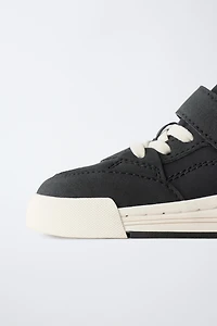 TENNIS SKATE
