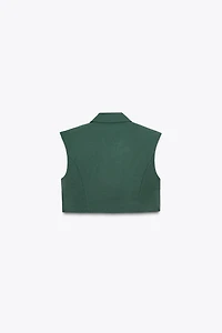 SHORT VEST WITH FLAPS