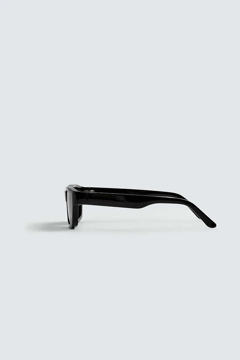 SQUARED SUNGLASSES
