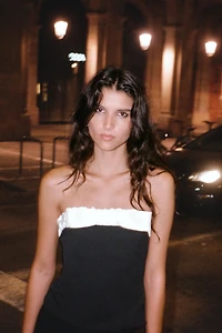 CONTRAST BOW BUSTIER TOP