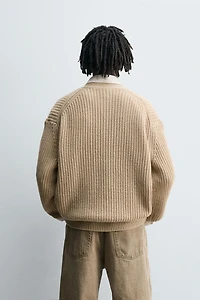 RIBBED TEXTURED CARDIGAN