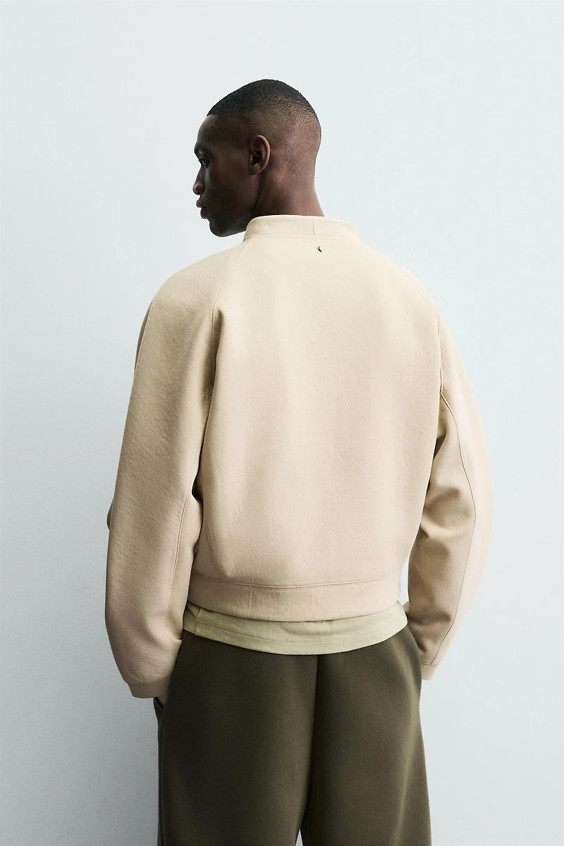 SWEAT CROPPED FIT EFFET NÉOPRÈNE CLOU