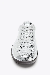 METALLIC-EFFECT RUNNING SHOES