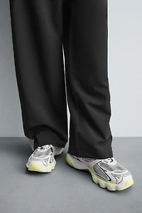 BASKET À SEMELLE ÉPAISSE