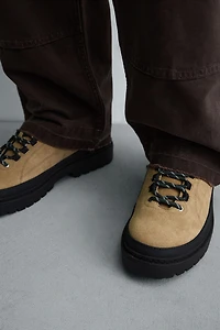 CHAUSSURES EN CUIR AVEC CONTRASTE