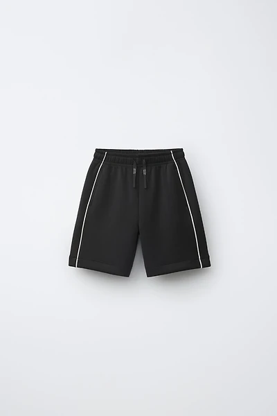 ATHLETIC SHORTS WITH CONTRAST PIPING