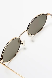 Oval metal sunglasses