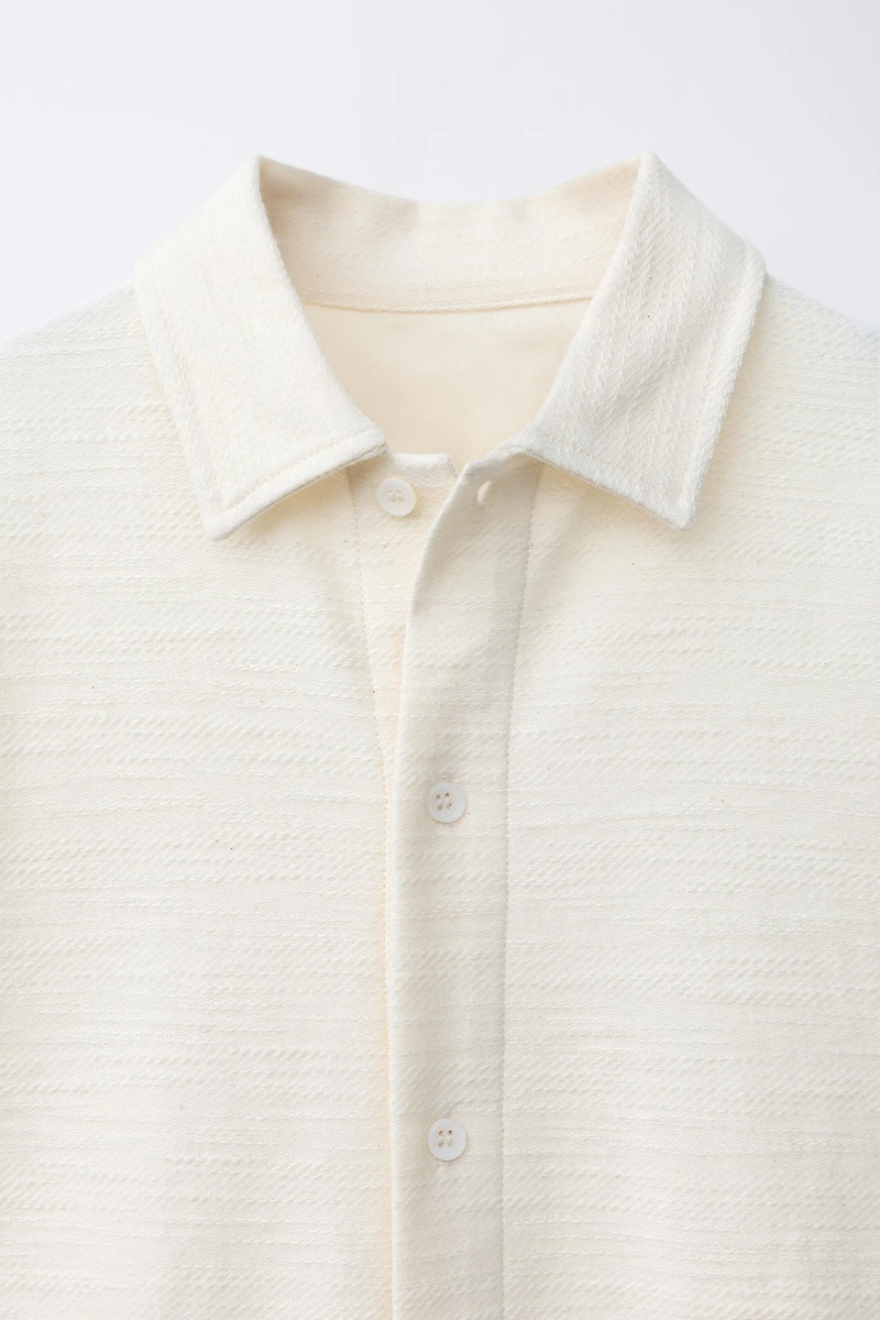 SHIRT AND BERMUDA SHORTS SET WITH TEXTURED LABEL