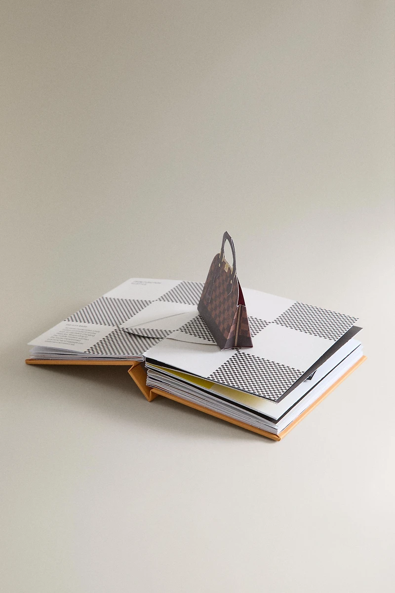 FASHION UNFOLDED POP-UP LOUIS VUITTON BOOK