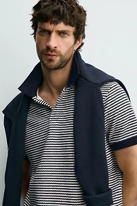 REGULAR FIT STRIPED TEXTURED POLO