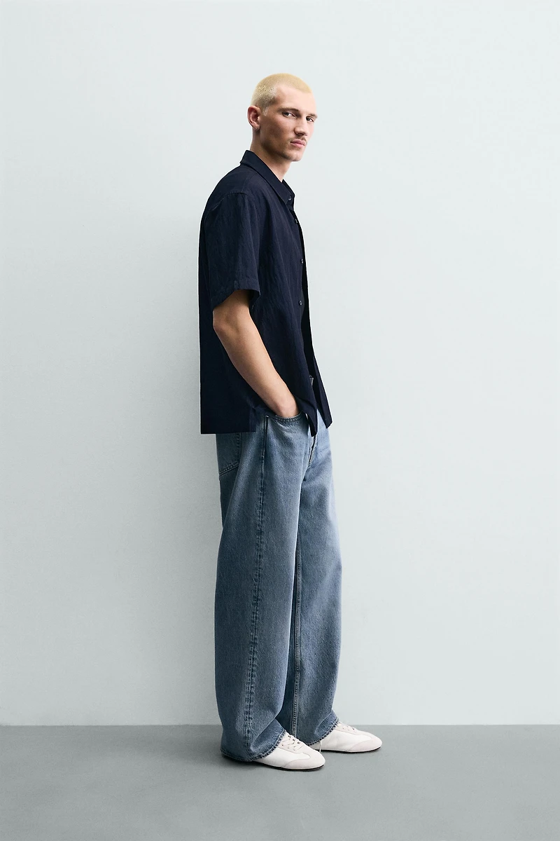 RELAXED FIT FLOWY SHIRT