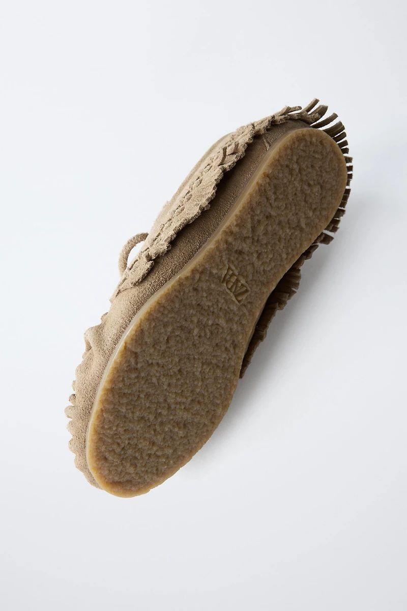 FRINGED LEATHER LOAFERS