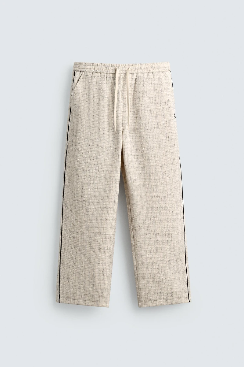PANTALON DE JOGGING STRUCTURÉ À BANDE CONTRASTANTE
