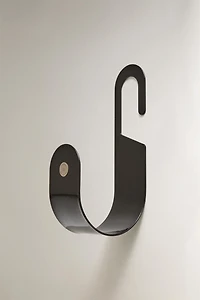 GARDEN HOSE HOLDER