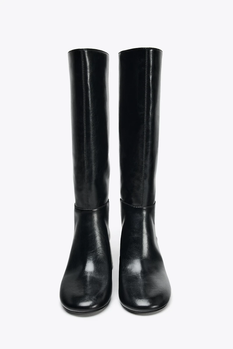 WIDE HEELED TOPSTITCHED BOOTS