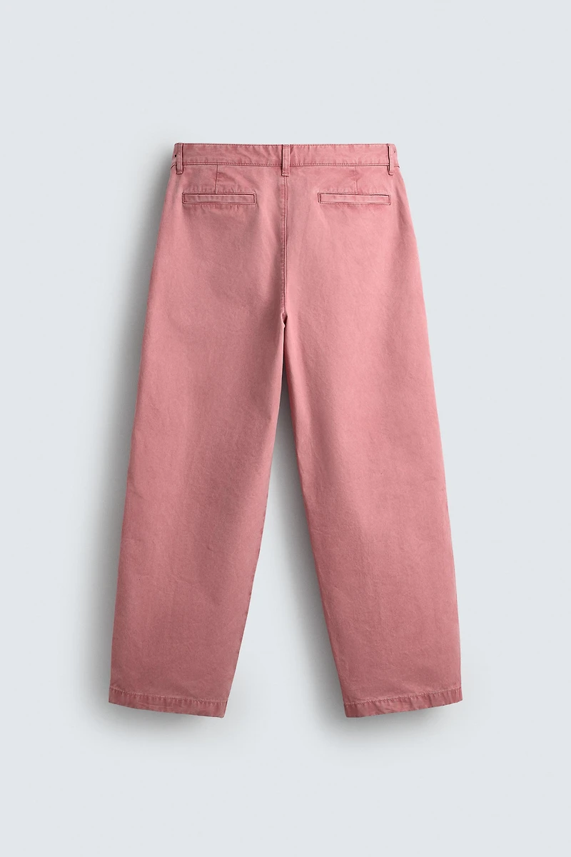 RELAXED FIT PLEATED PANTS