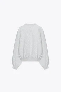 BASIC PLUSH SWEATSHIRT