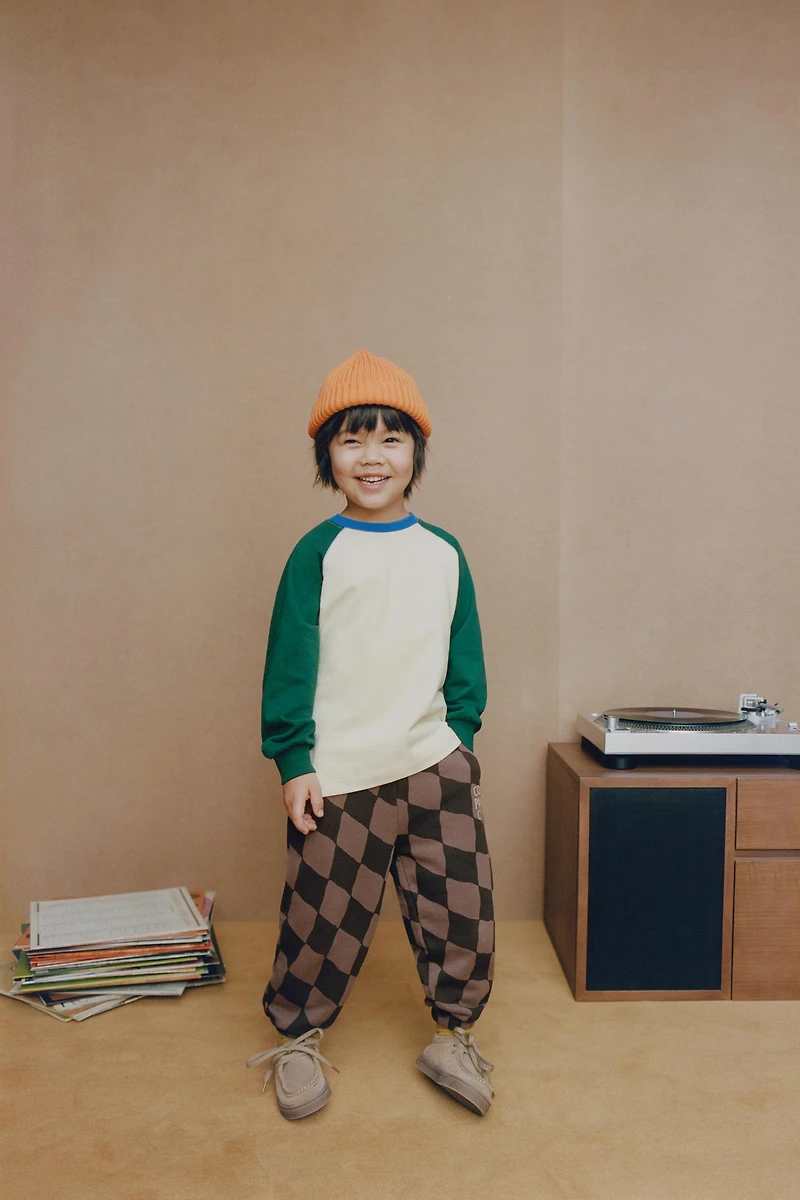 PLUSH DIAMOND PATTERN PANTS