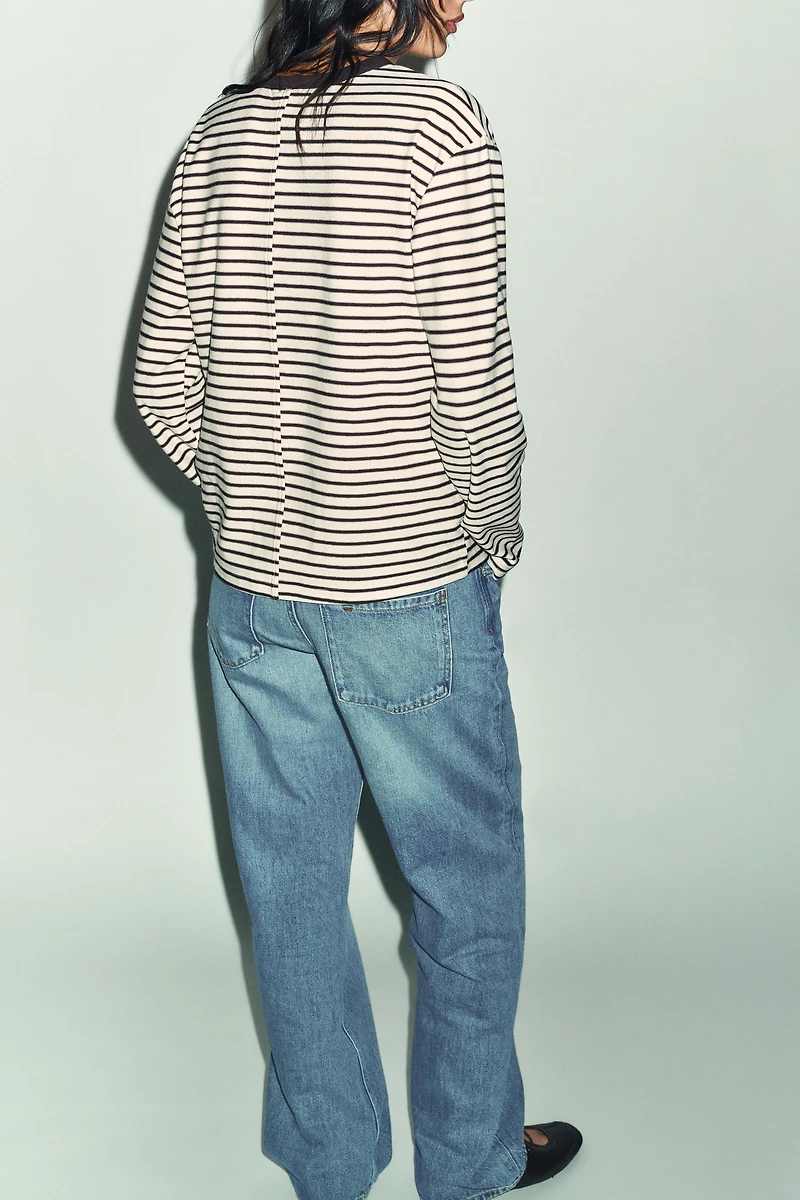 STRIPED LONG SLEEVE T-SHIRT
