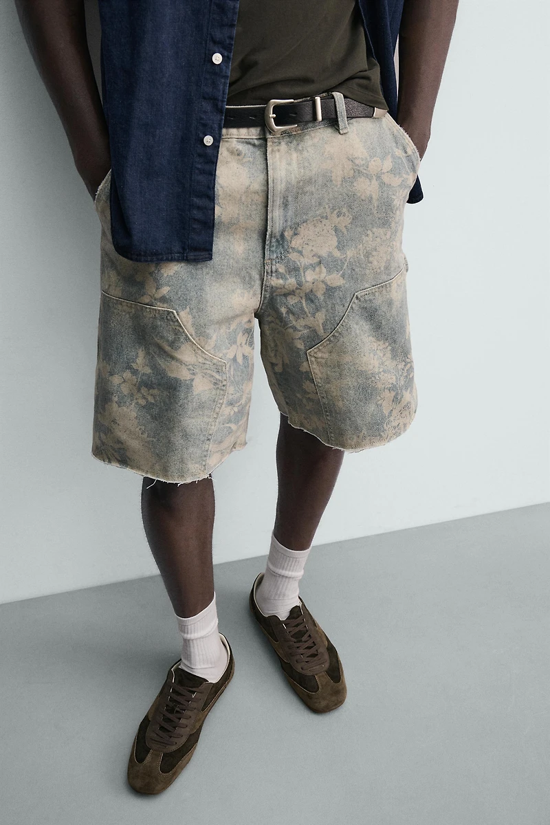 FLORAL PRINT CARPENTER POCKET SHORTS