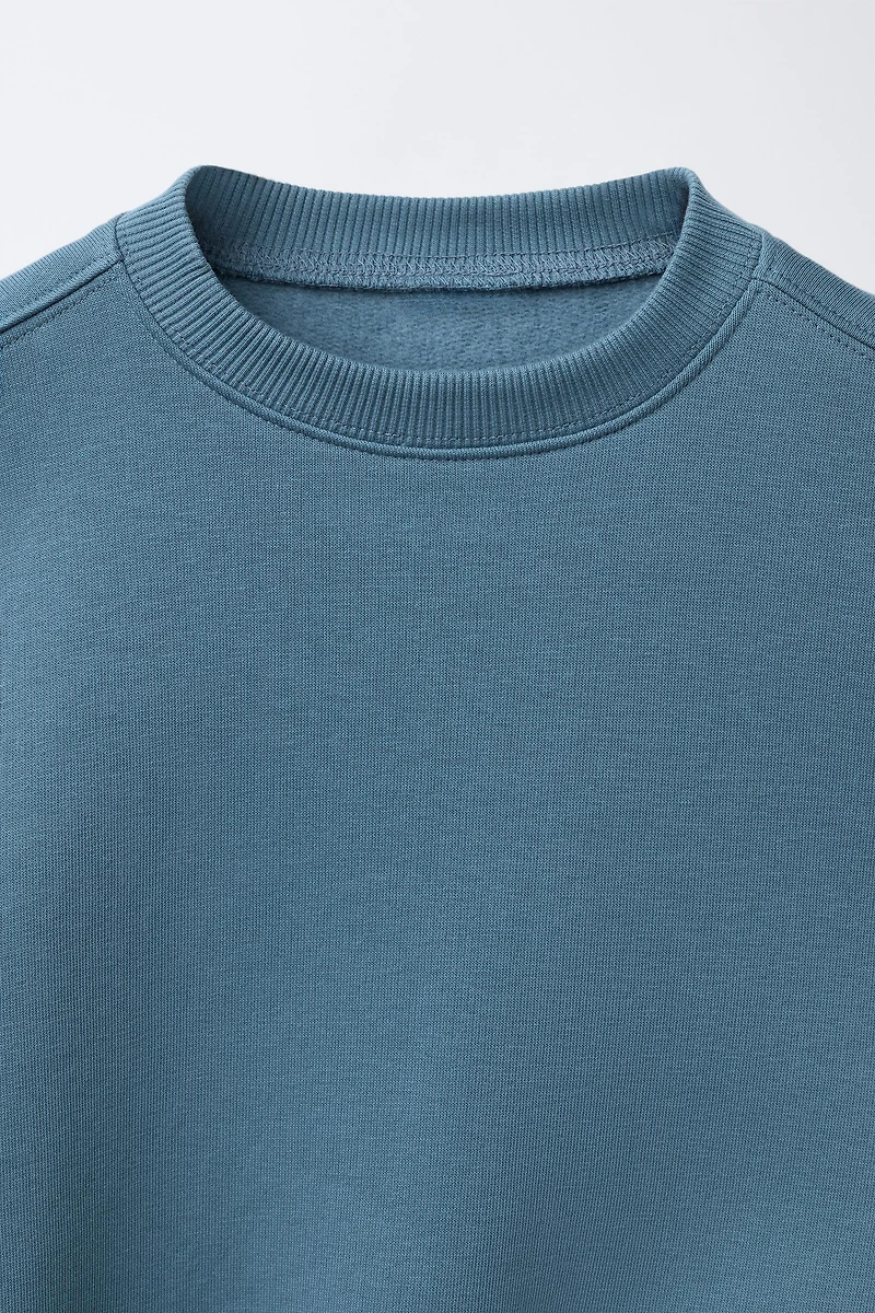 ENSEMBLE JOGGING SWEAT-SHIRT ET PANTALON JOGGER BASIQUE ÉTIQUETTE