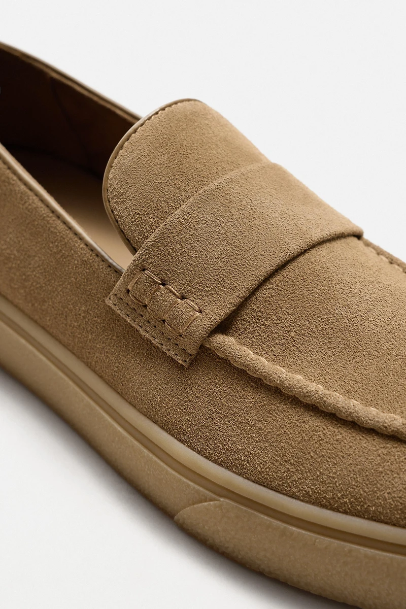 CASUAL LEATHER LOAFER