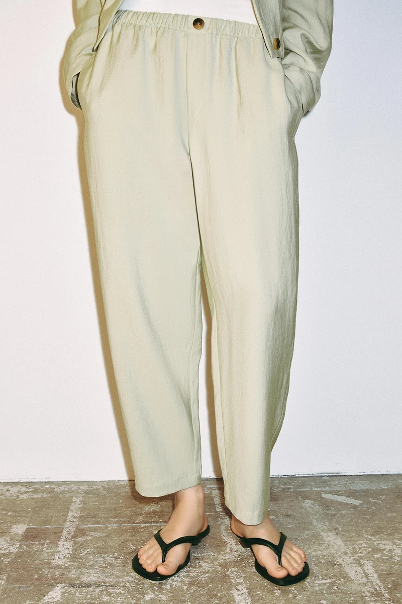 ELASTIC WAIST TAPERED PANTS