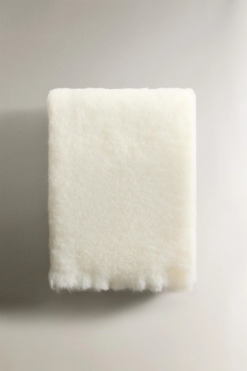 WOOL BLANKET