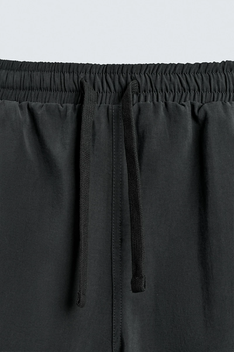 RELAXED FIT FLOWY CARGO SHORTS