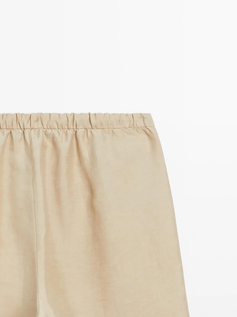 Flowing linen blend barrel fit trousers