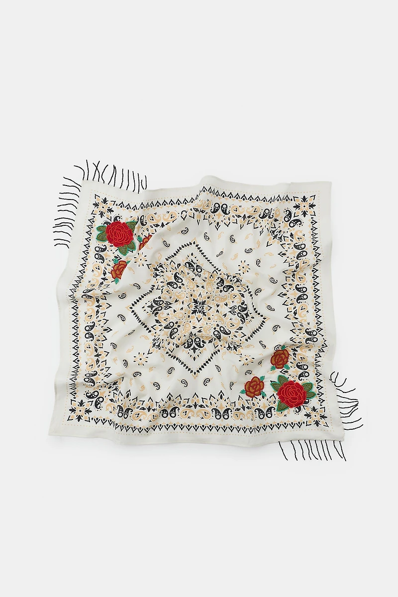 EMBROIDERED ROSE FRINGED SCARF