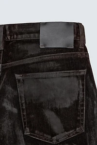 FLOCKED STRAIGHT FIT JEANS