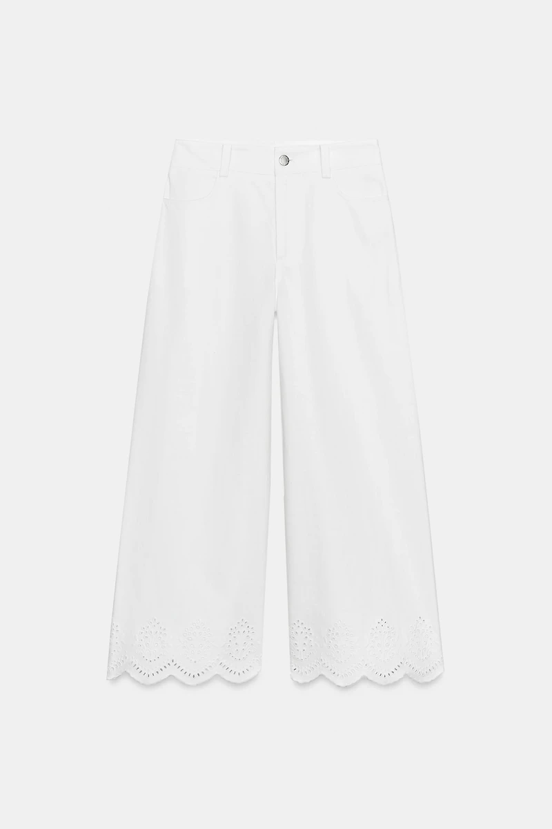 JUPE-CULOTTE À BRODERIES PERFORÉES
