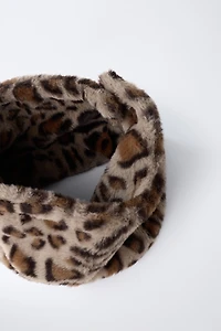 FAUX FUR ANIMAL PRINT NECK WARMER