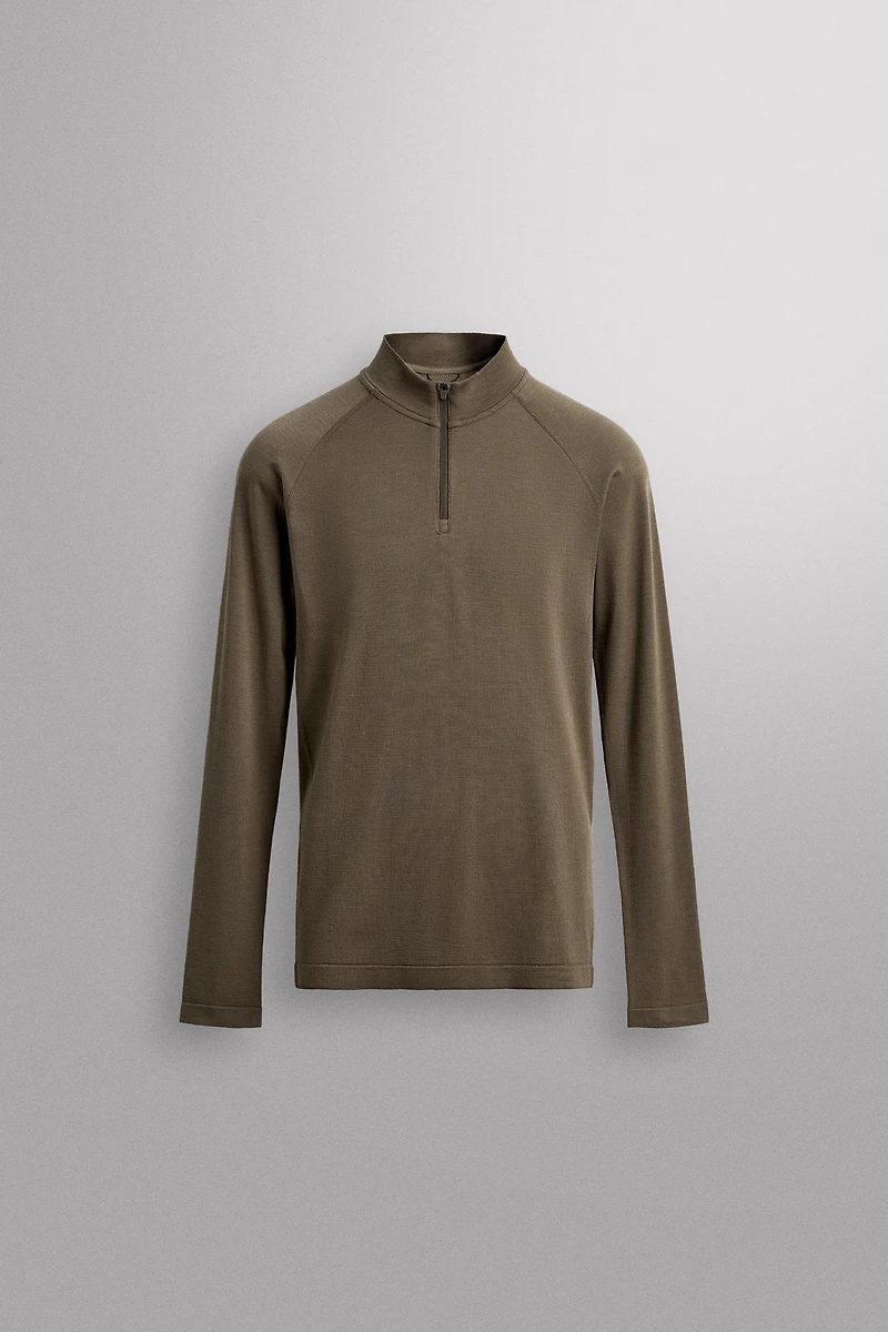 COMPRESSION QUARTER-ZIP SKI T-SHIRT