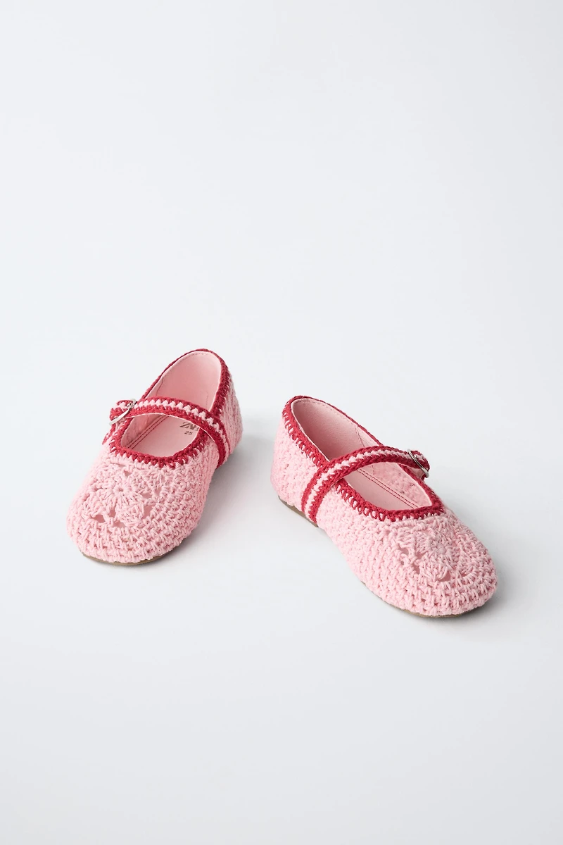 CROCHET EFFECT BALLET FLATS