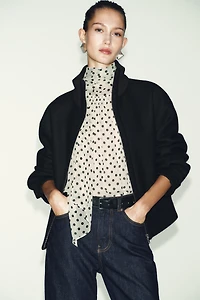 SHORT WOOL COAT WITH HIGH NECK