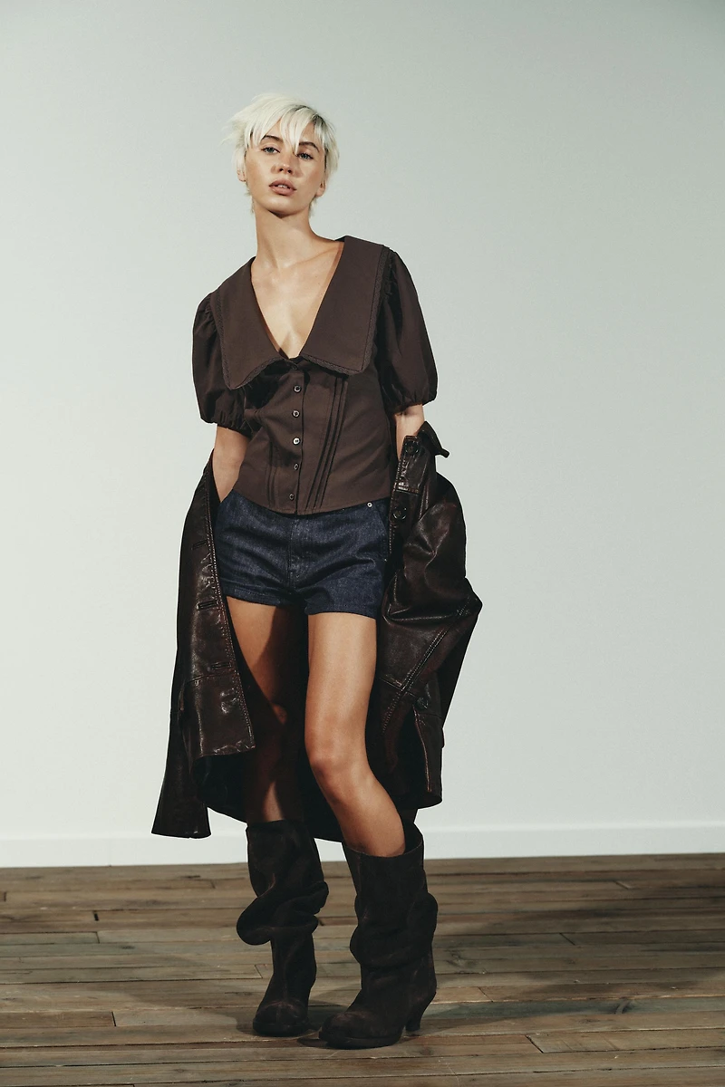 HAUT À COL CLAUDINE ET MANCHES BOUFFANTES