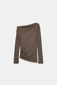 ASYMMETRIC DOUBLE EFFECT T-SHIRT