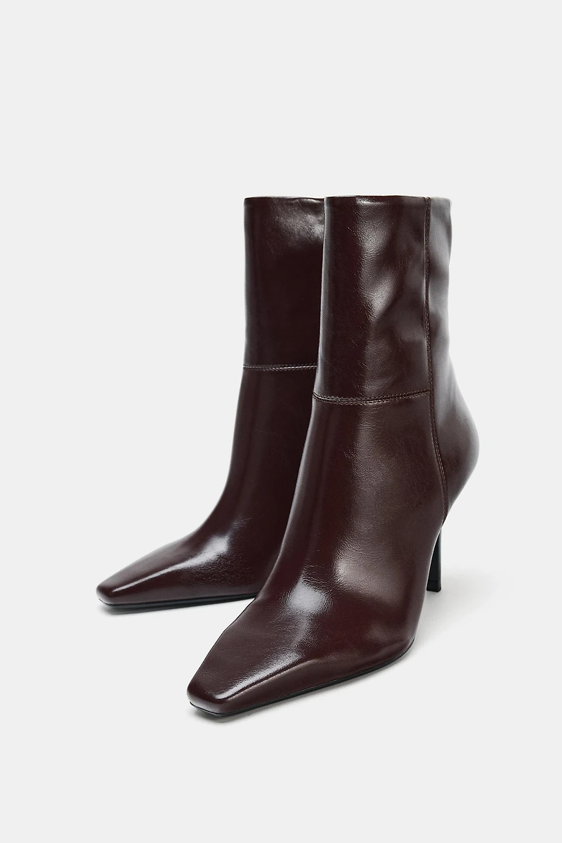 THIN HIGH HEEL ANKLE BOOTS