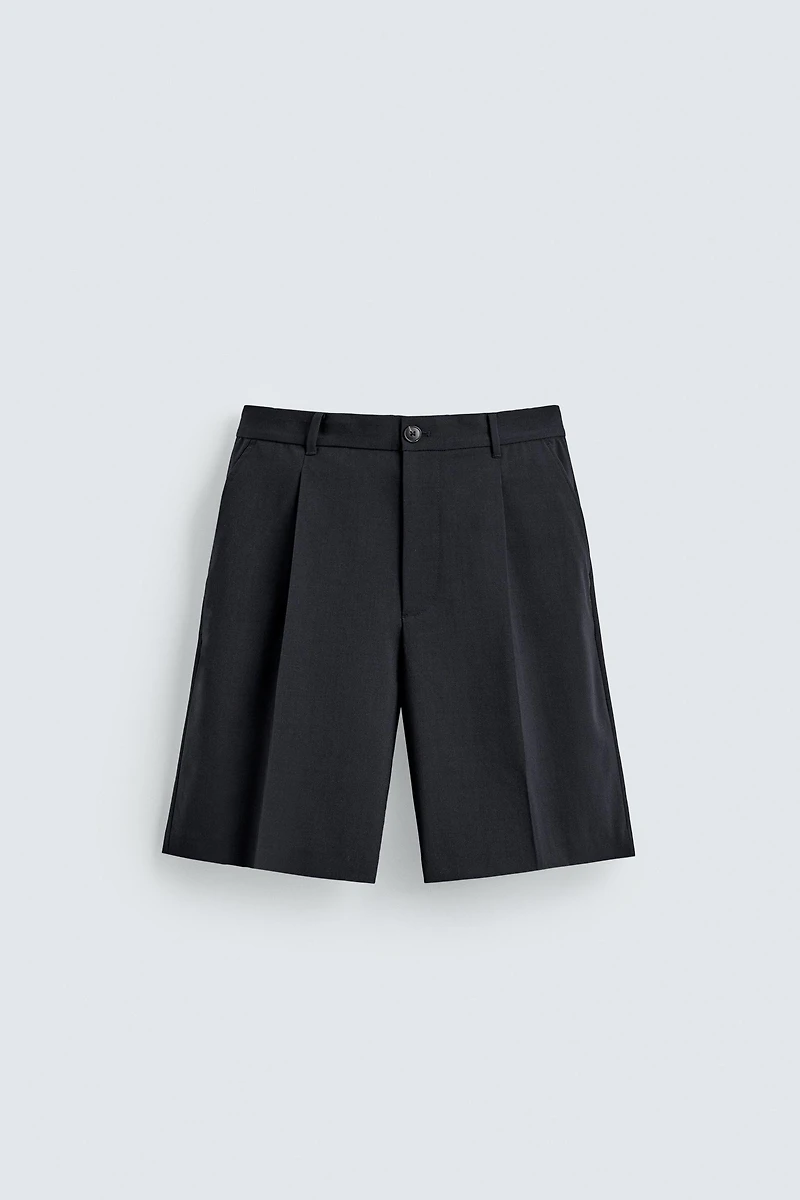 RELAXED FIT PLEATED SUIT SHORTS
