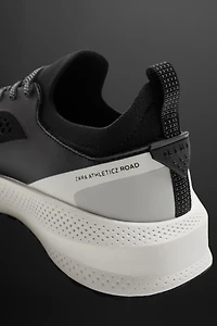 RUNNING SNEAKERS