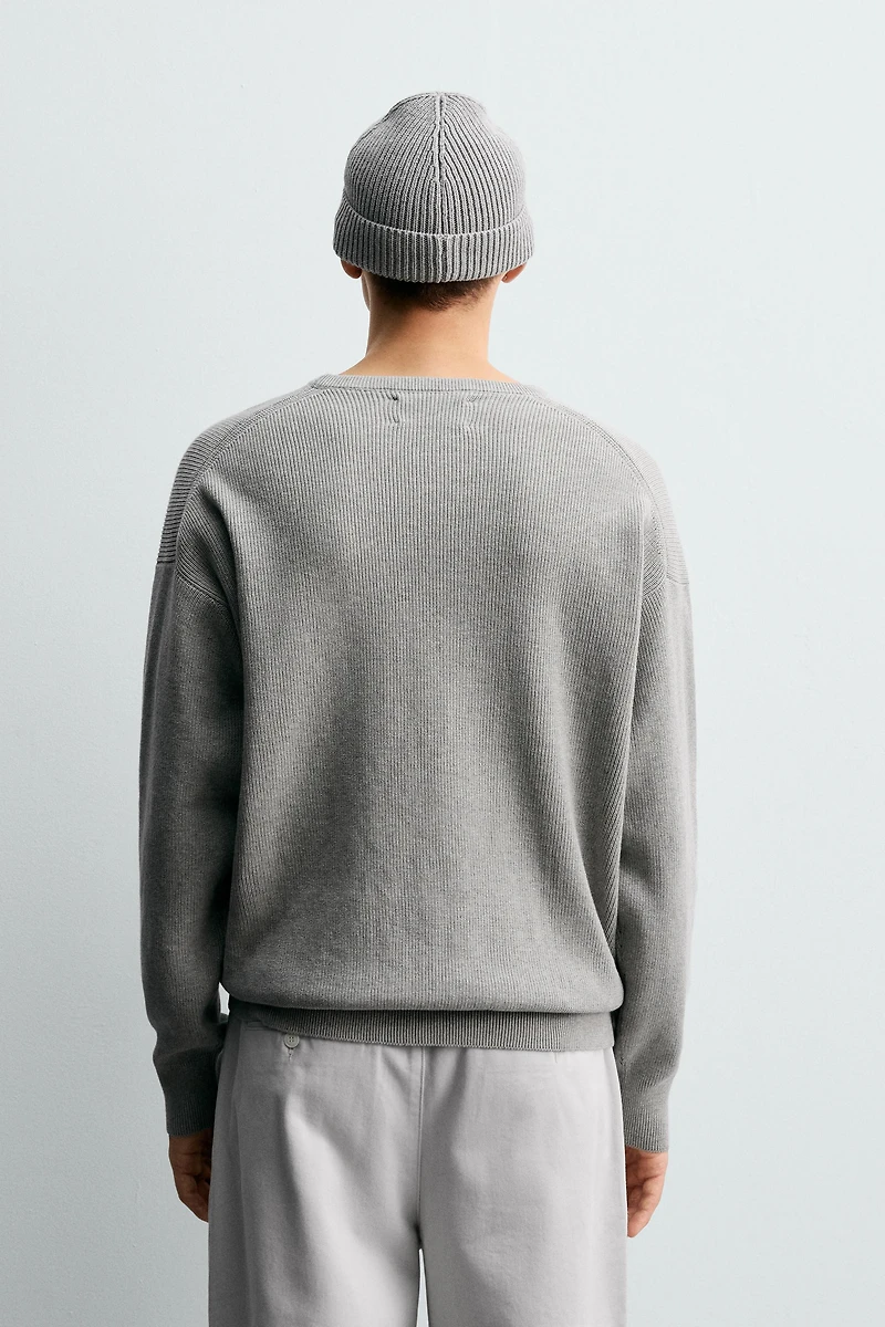 TEXTURED COTTON SWEATER