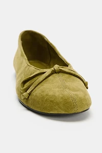 SUEDE BALLET FLATS WITH BOW